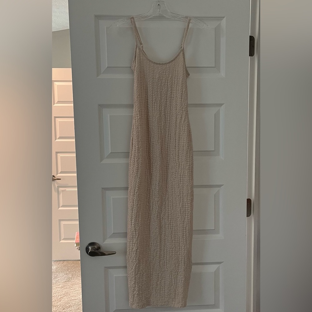 H&M Crinkle Jersey Dress